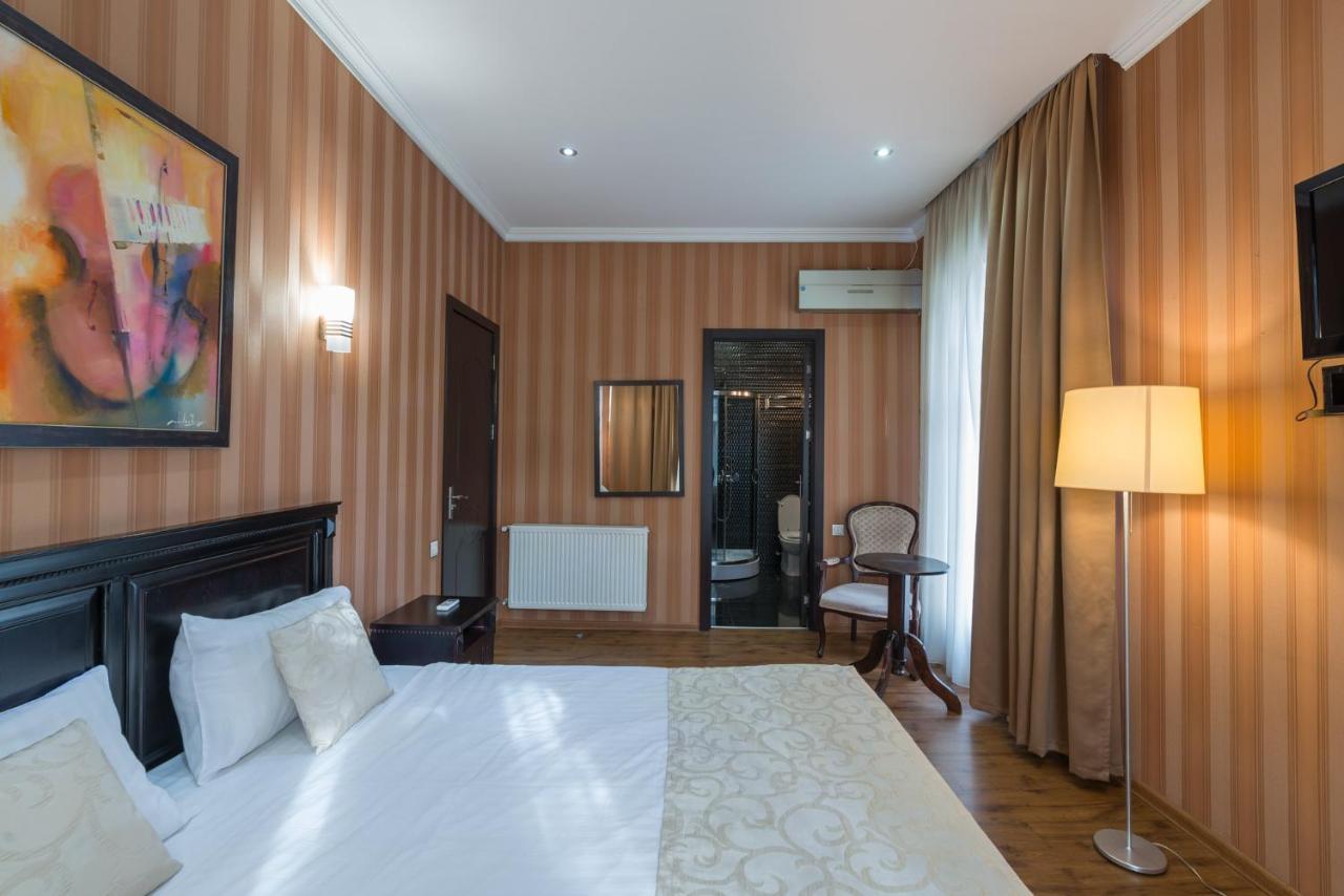 Garden View Hotel Тбилиси Екстериор снимка