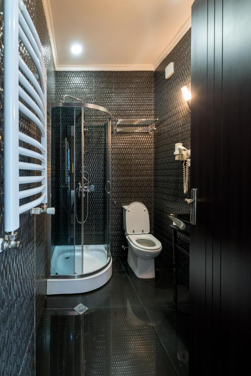 Garden View Hotel Тбилиси Екстериор снимка