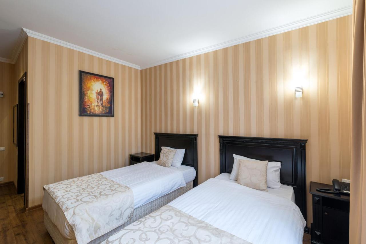 Garden View Hotel Тбилиси Екстериор снимка