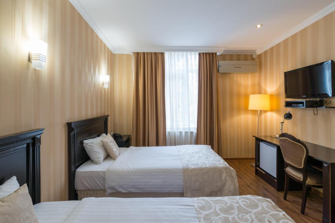 Garden View Hotel Тбилиси Екстериор снимка