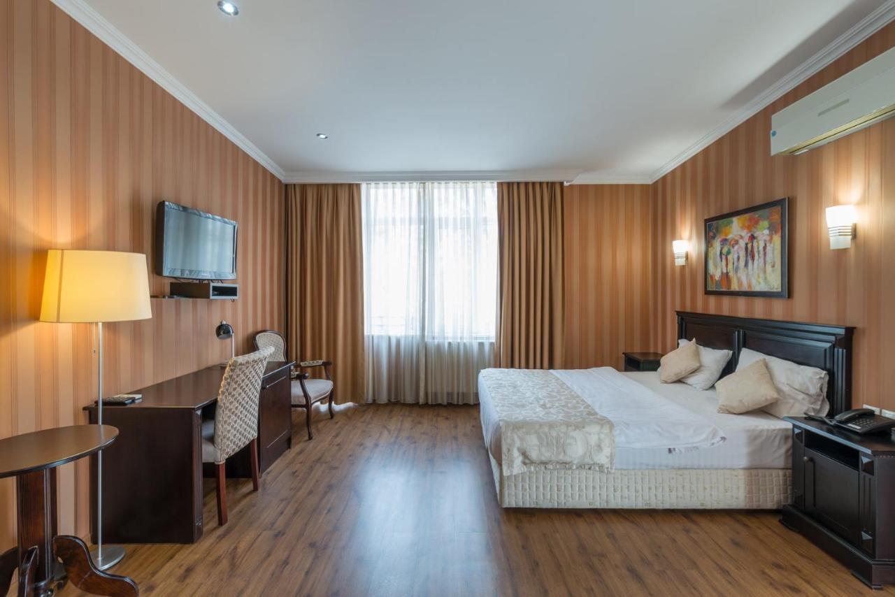 Garden View Hotel Тбилиси Екстериор снимка