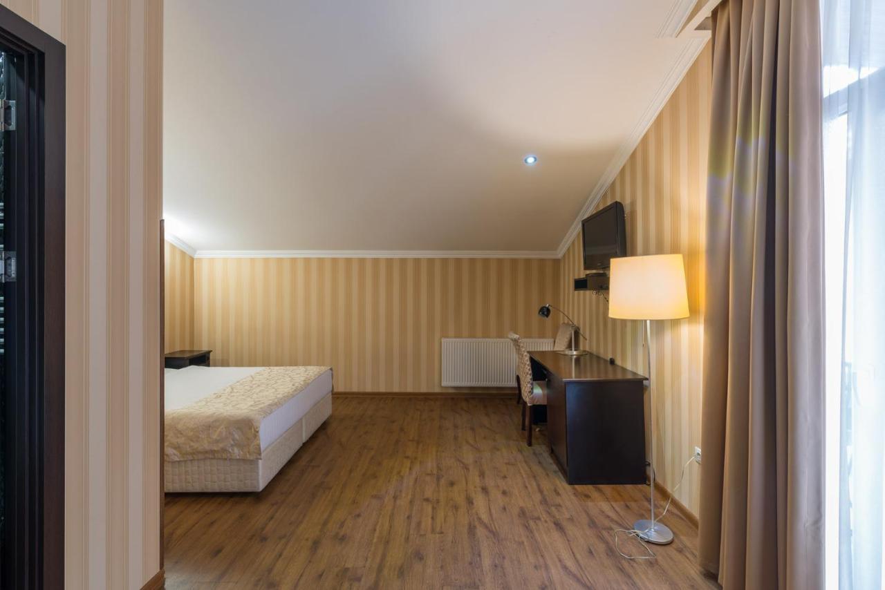 Garden View Hotel Тбилиси Екстериор снимка