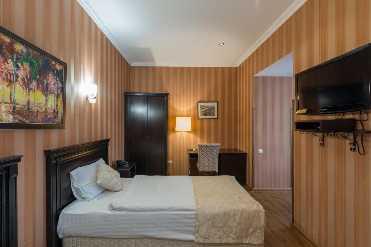 Garden View Hotel Тбилиси Екстериор снимка