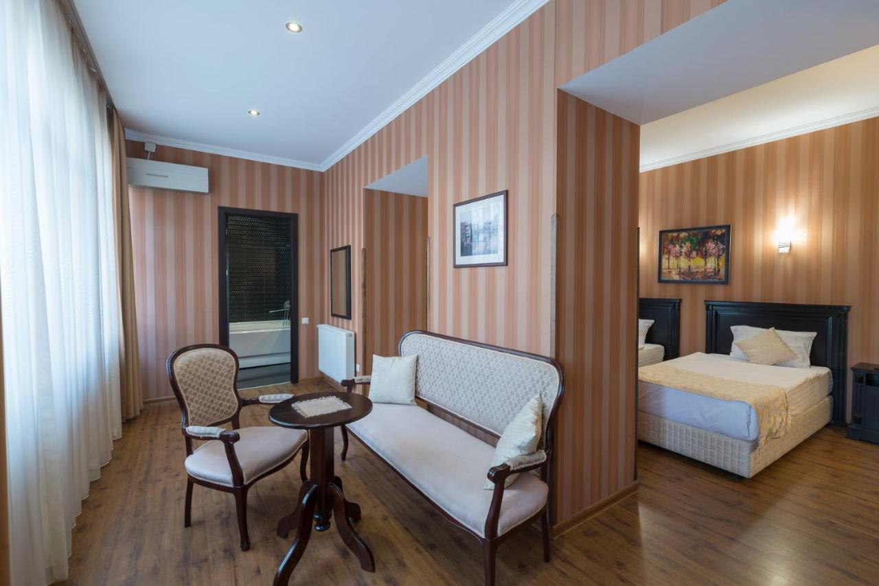 Garden View Hotel Тбилиси Екстериор снимка